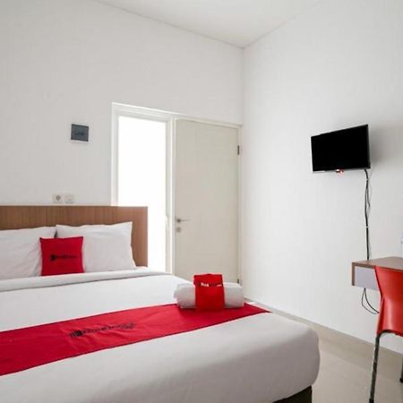 Reddoorz Syariah Near Lapangan Pancasila Simpang Lima Hostel Семаранг Екстериор снимка
