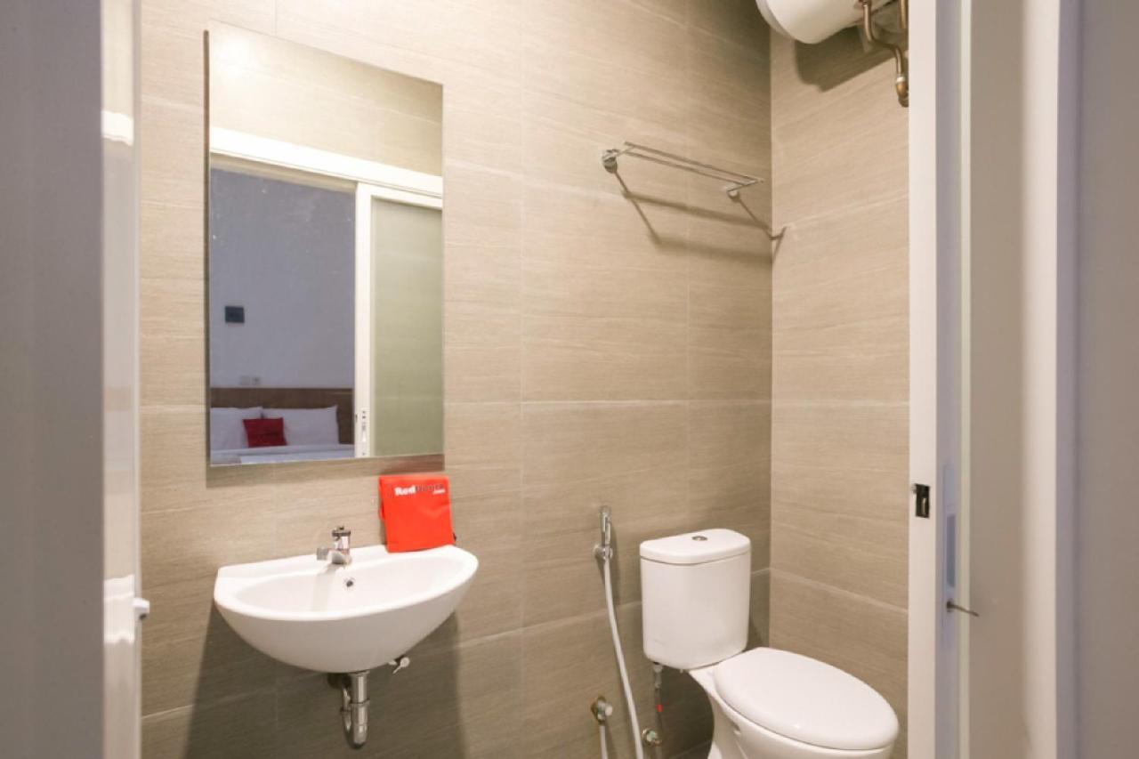 Reddoorz Syariah Near Lapangan Pancasila Simpang Lima Hostel Семаранг Екстериор снимка